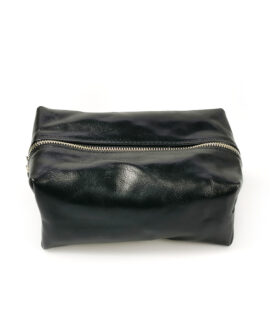 Beauty Case in cuoio primofiore nero realizzato a mano
