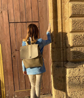 Zaino Donna in pelle martellata tortora e panna